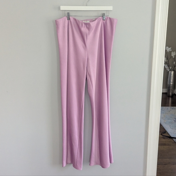Vince NWT Lavender Wide-Leg Satin Pants - Picture 2 of 6